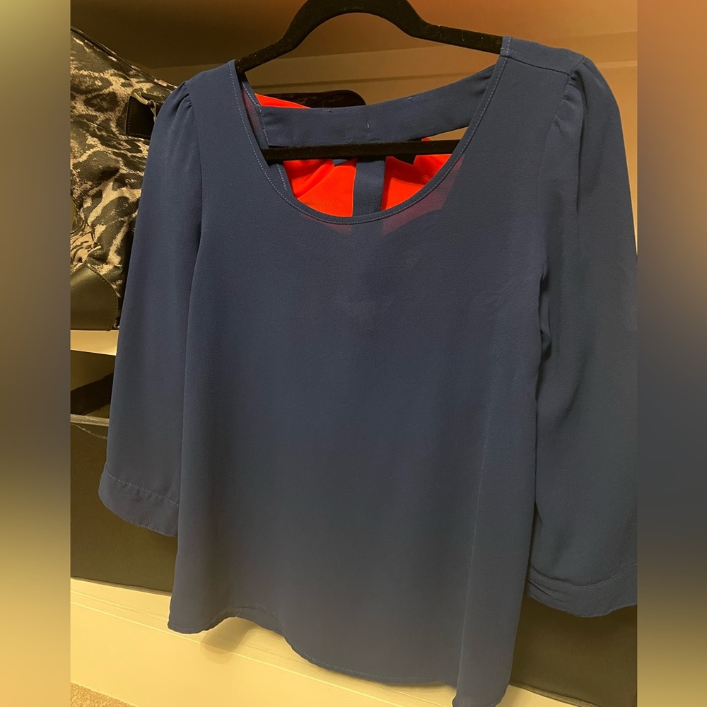 Women’s Blouse